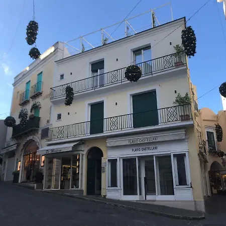 Boutique In Piazzetta 게스트하우스 4*