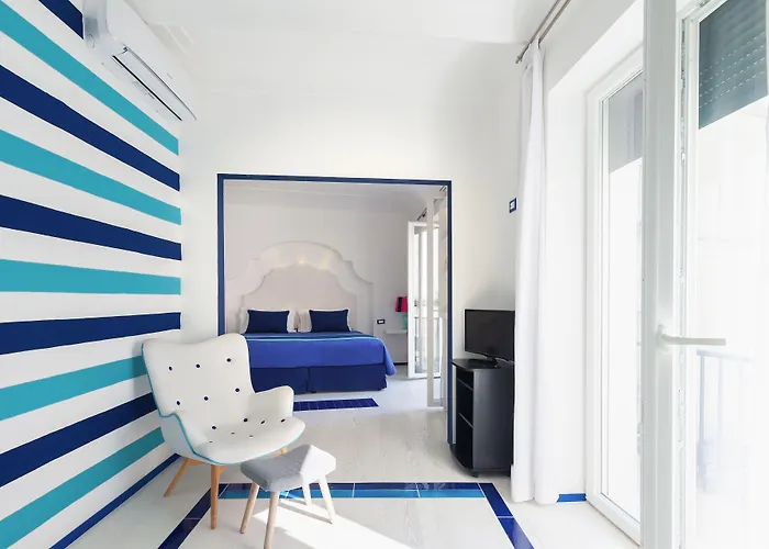 Boutique In Piazzetta Гостевой дом Капри