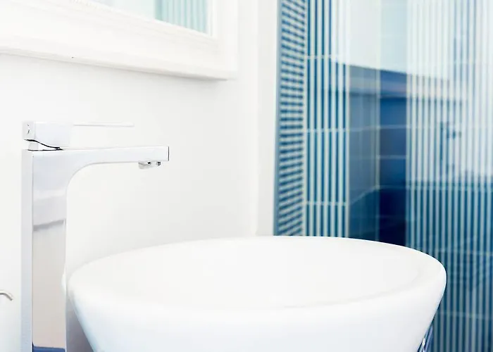 Boutique In Piazzetta 4*