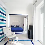 Boutique In Piazzetta Κάπρι