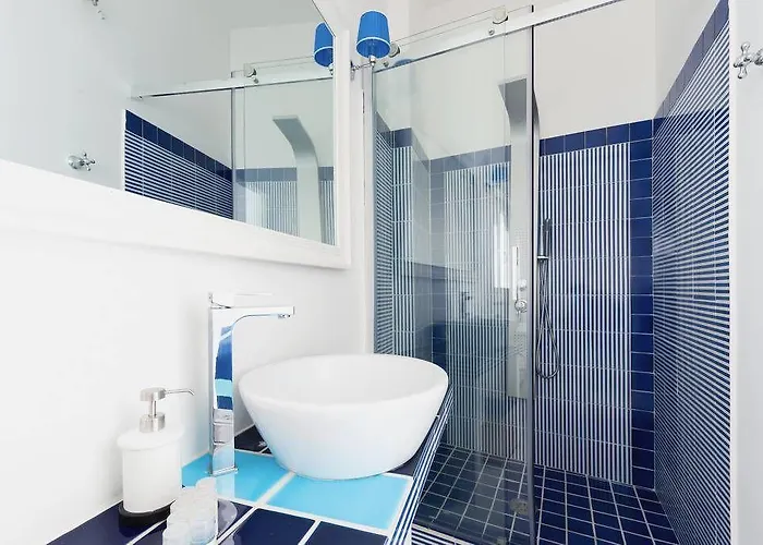 Boutique In Piazzetta 4*