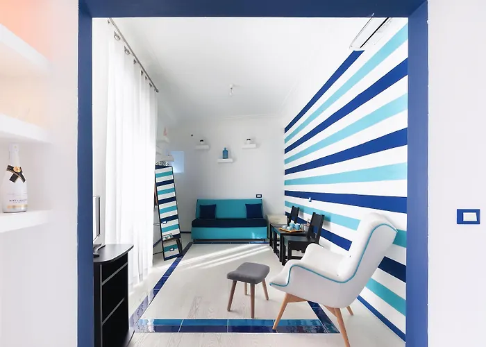 Boutique In Piazzetta 4*